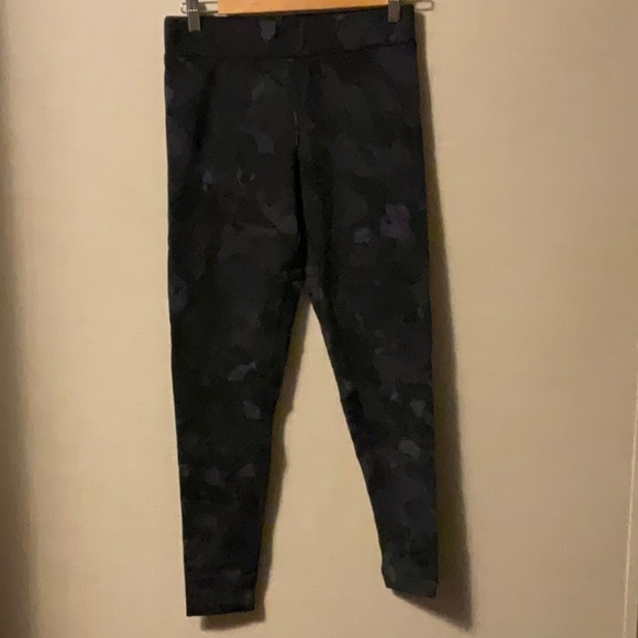 Matty M Black Leggings Sleek Form-Fitting Design - Picture 1 of 6